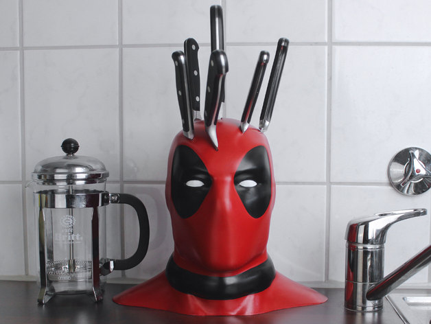 Бюст Deadpool - подставка для ножей : популярные модели 3d принтеров

