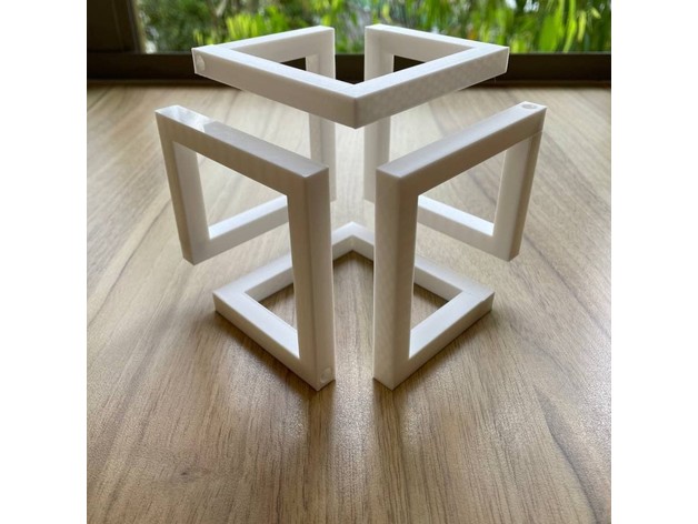 Невозможный куб